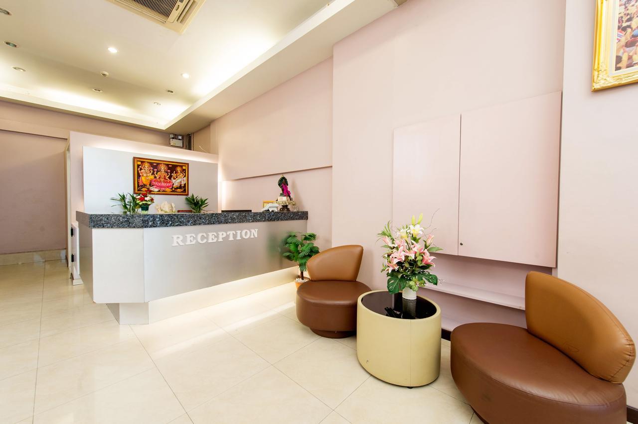 Tara Monte Hotel Bangkok Exterior photo